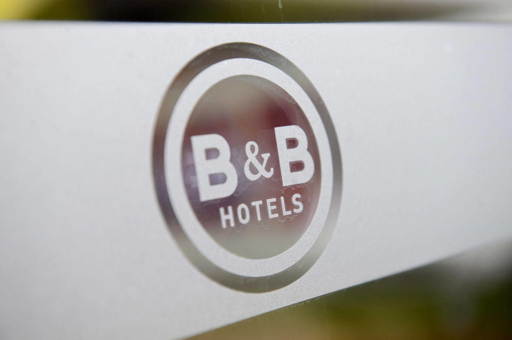 B&B Hotel Pontault Combault Екстериор снимка